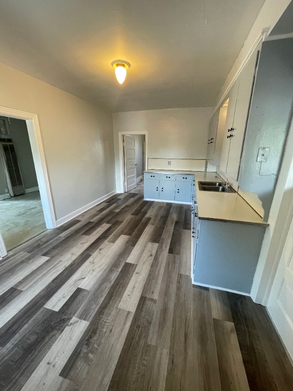 Building Photo - 10549 Main St