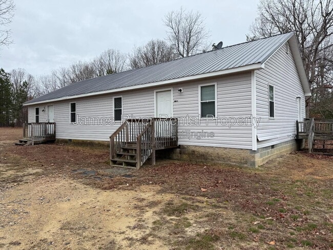 Building Photo - 8176 Red House Rd
