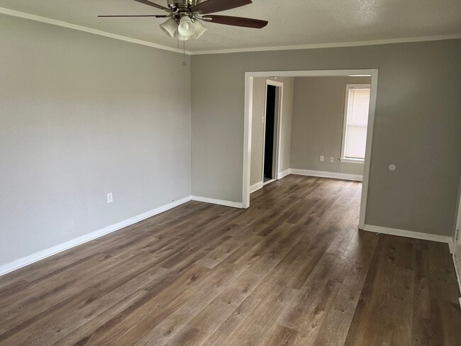 Photo - 3416 Brook Cir