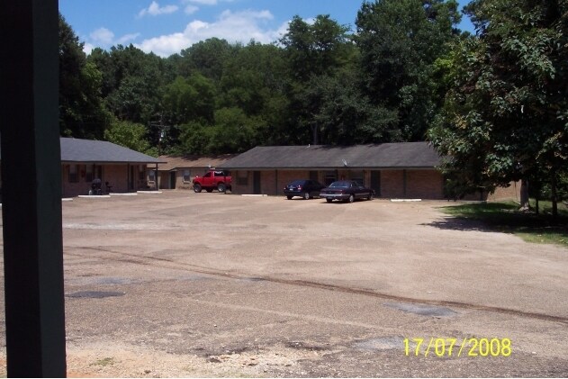 Photo - Castlewood Apartments