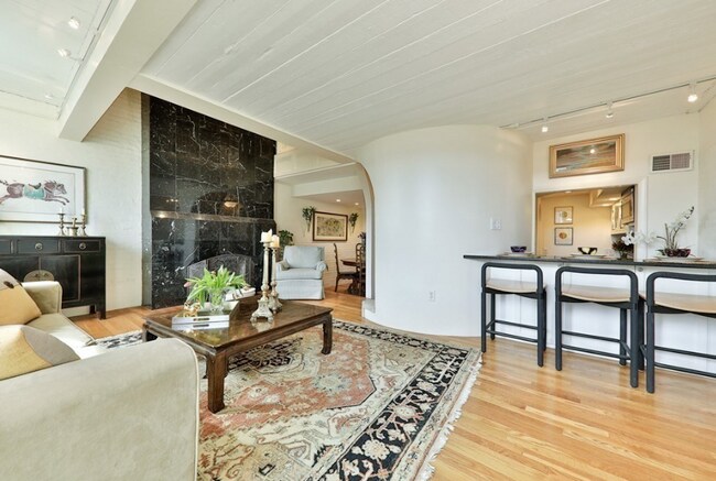 Photo - 124 Beacon St Condo Unit 6F