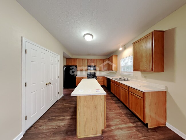 Photo - 796 Flying Sun Dr