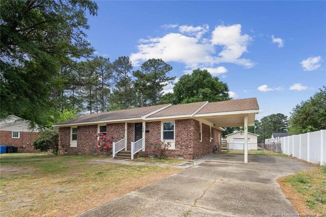 Photo - 508 Waterbury Dr