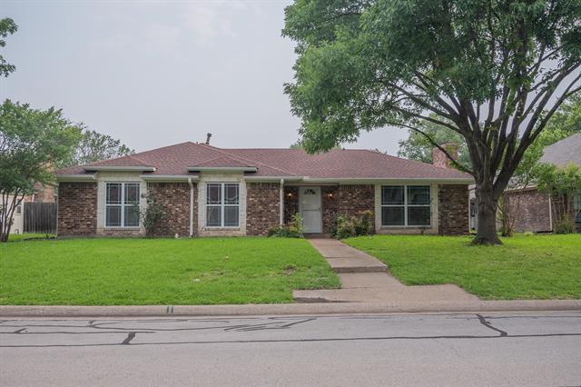 Photo - 805 Autumn Lake Dr House