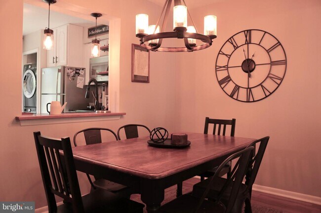 Photo - 1153 Golden Pond Ct