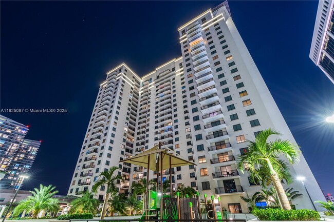 Photo - 999 SW 1st Ave Condo Unit 2812