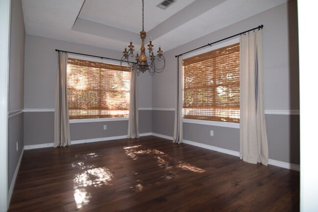 Photo - 3900 Bristol Ln