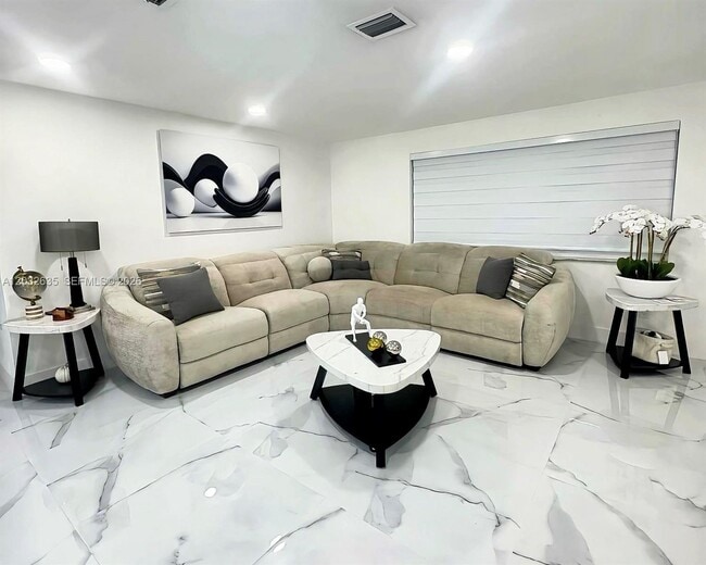 Photo - 20330 Franjo Rd
