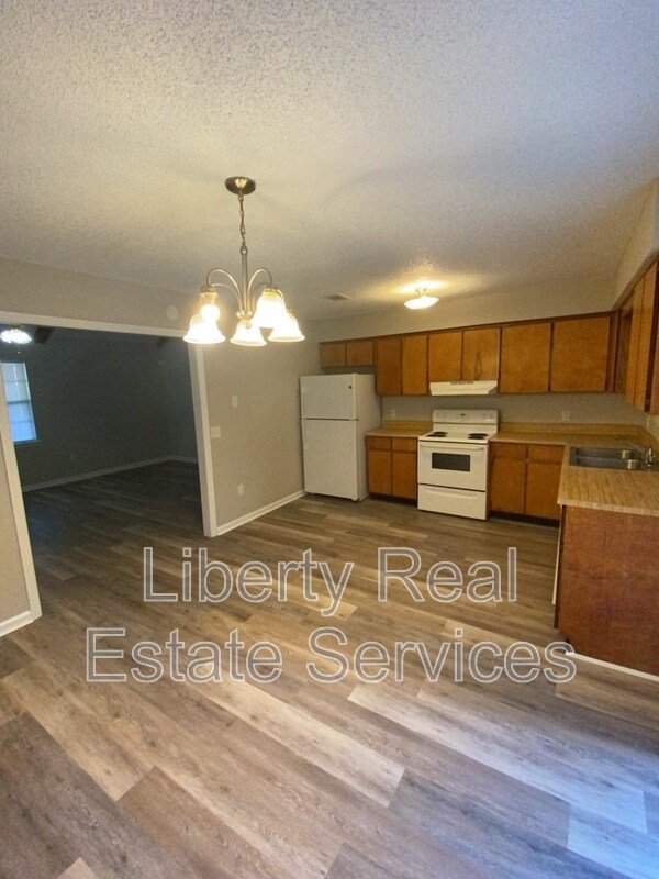 Photo - 129 Deann Dr