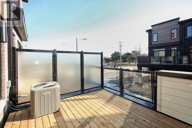 Photo - 128 Brockley Dr