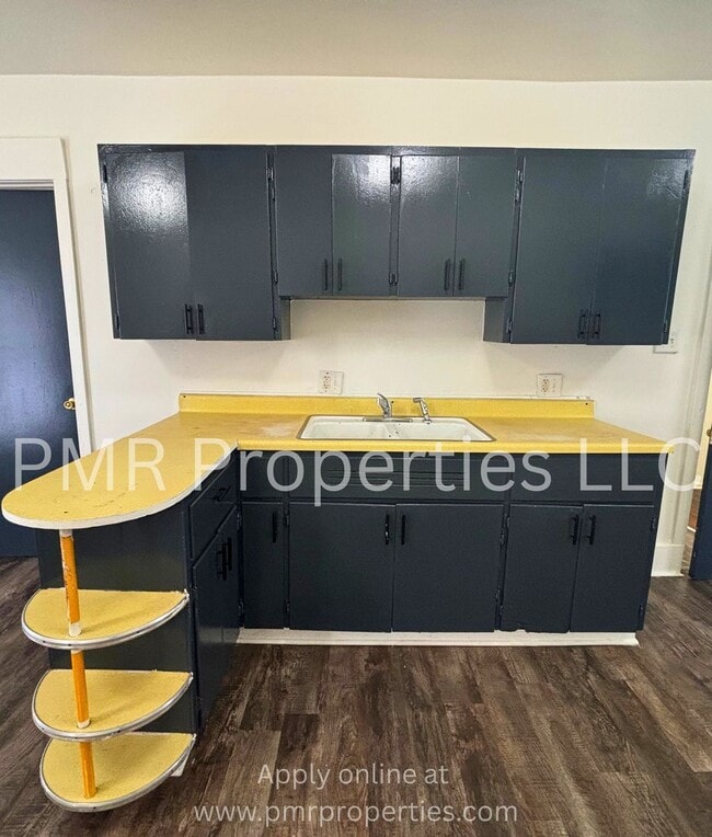 Photo - 2 Bedroom/ 1 Bathroom House