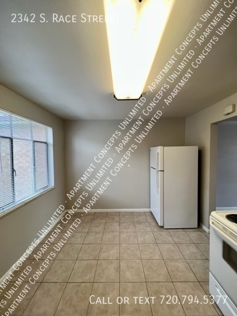 Photo - 2342 S Race St