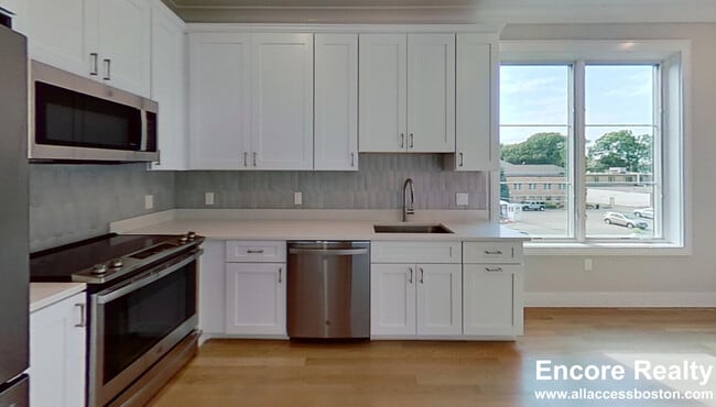 Photo - 104-106 Warren St. Unit 11 Unidad 11