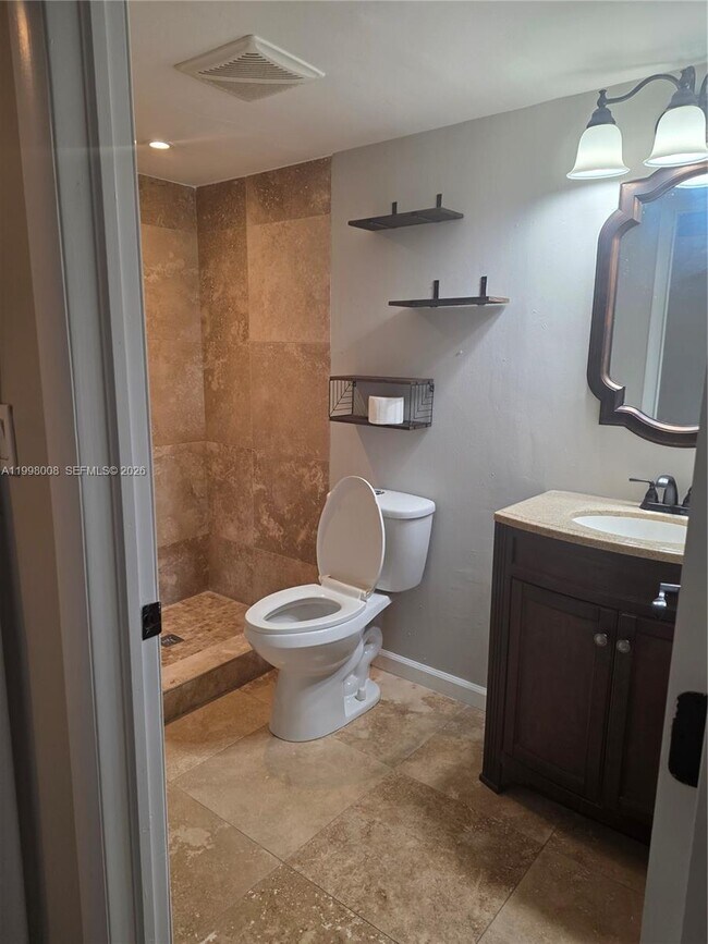 Photo - 9500 SW 3rd St Unit 259