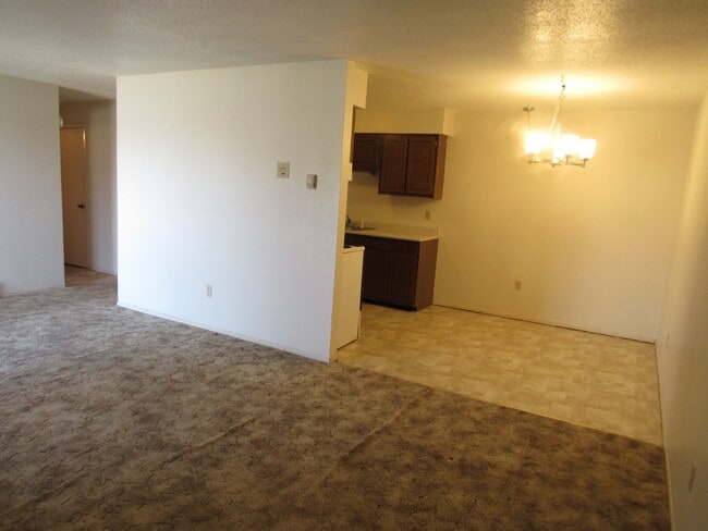 Photo - 1 Bedroom Condo Overlooking the Green Belt