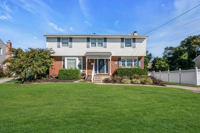 Building Photo - 721 Rancocas Ave