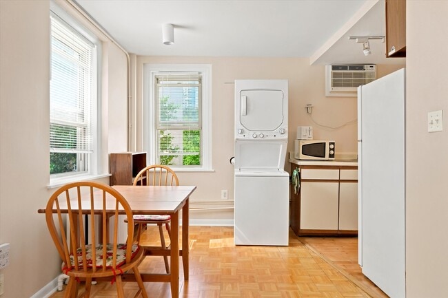Photo - 715 Pine St Unit 2