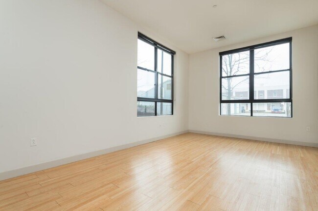 Photo - 320 D St Unit 157