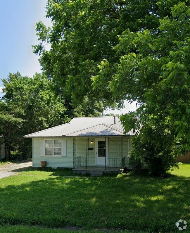 Building Photo - 2 Bedroom House in Pryor