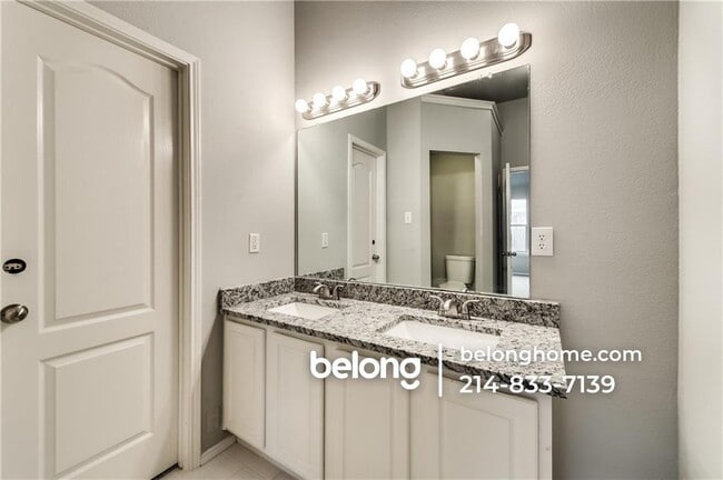 Photo - 901 Plumeria Dr