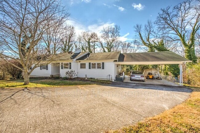 Building Photo - 109 Norris Ln