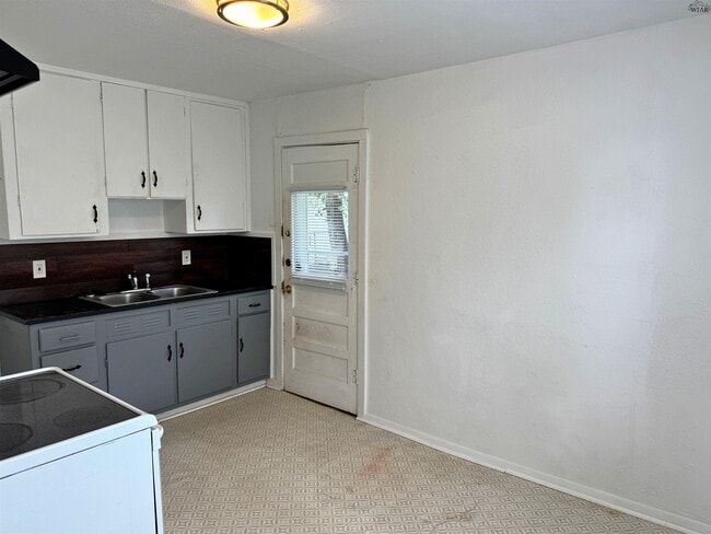Photo - 3006 Colquit Rd