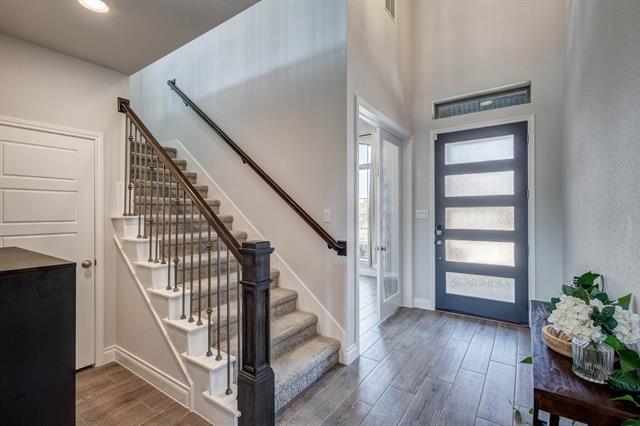 Photo - 830 Knoxbridge Rd