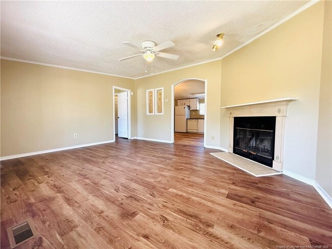 Photo - 30 Jefferson Ln