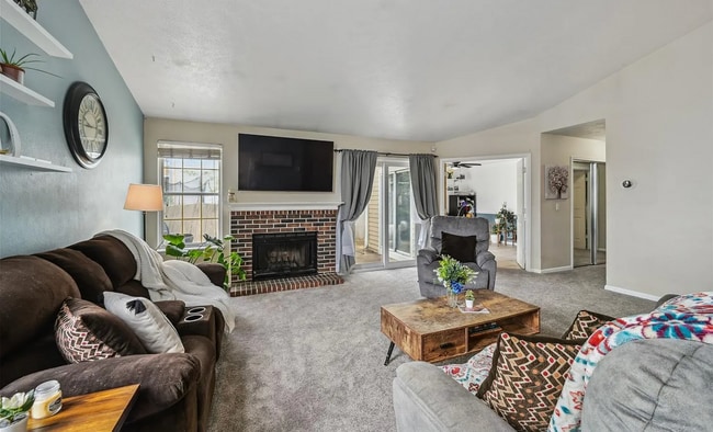 Photo - 646 S Joplin St