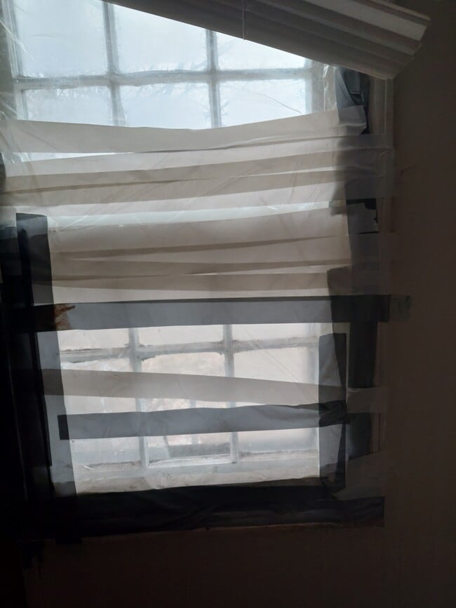 Photo - 311 W Genesee St