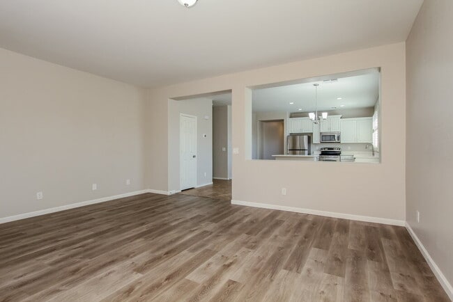 Photo - 3432 W Apollo Rd
