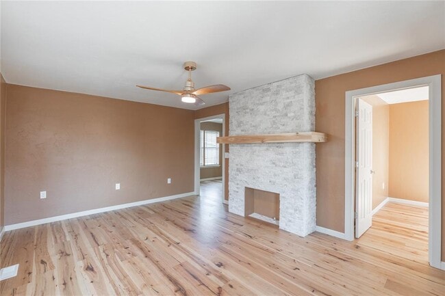 Photo - 1312 N Indiana Ave