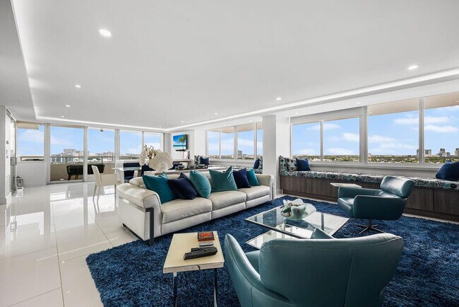 Building Photo - 545 S Fort Lauderdale Beach Blvd Unit 1703 1704