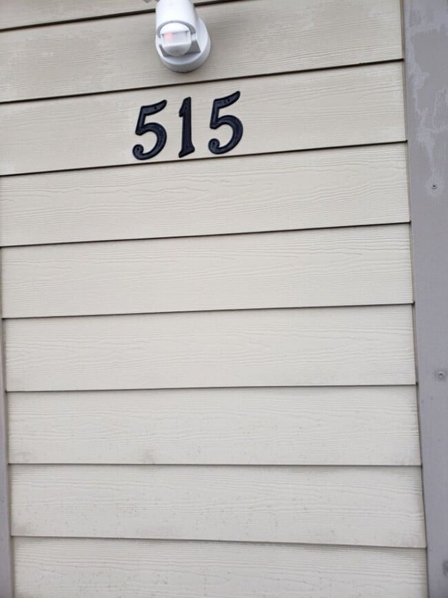 Photo - 515 Adams St