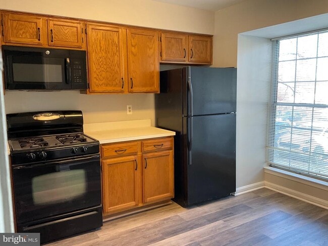 Photo - 16852 Miranda Ln