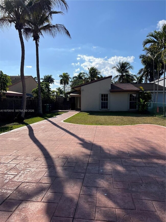 Building Photo - 158 SW 96th Ct Unit 158