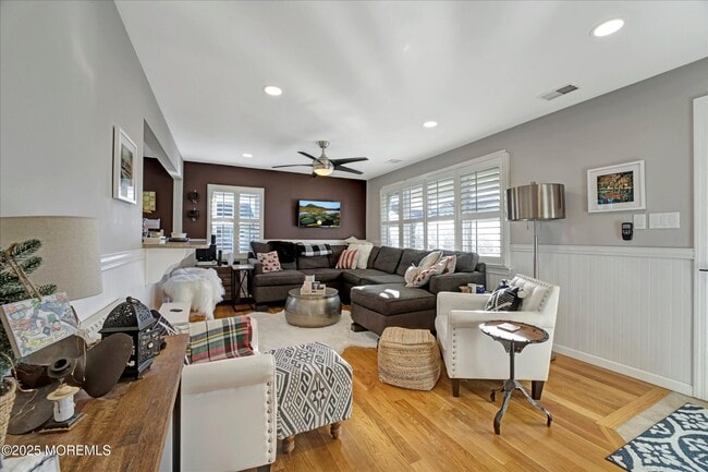 515 Stone Harbor Ave