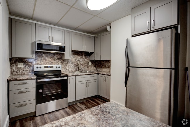 Building Photo - 222 E Aurora St Unit 2 Rental
