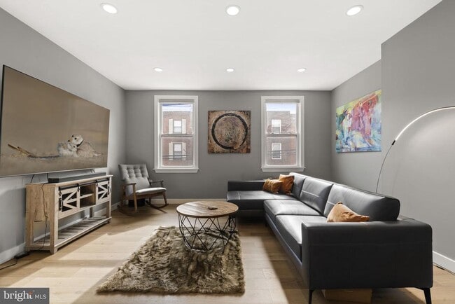 Photo - 311 Wharton St