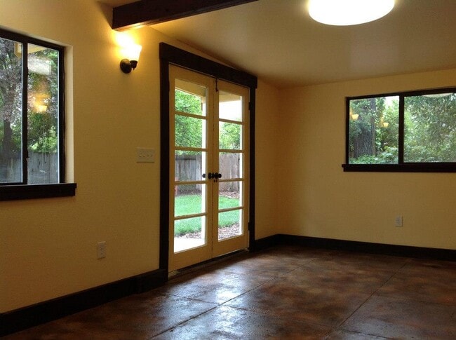 Photo - 1017 Downing Ave