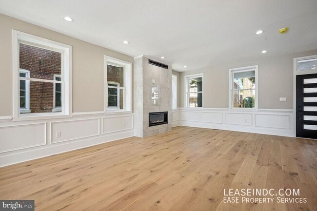 Photo - 4012 5th St NW