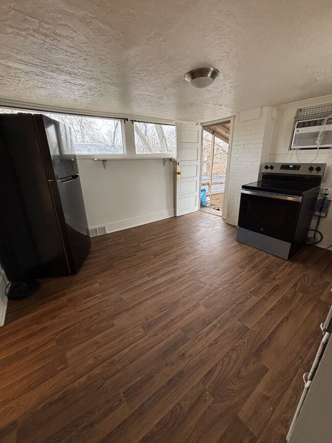 Photo - 740 E 800 S Unit A