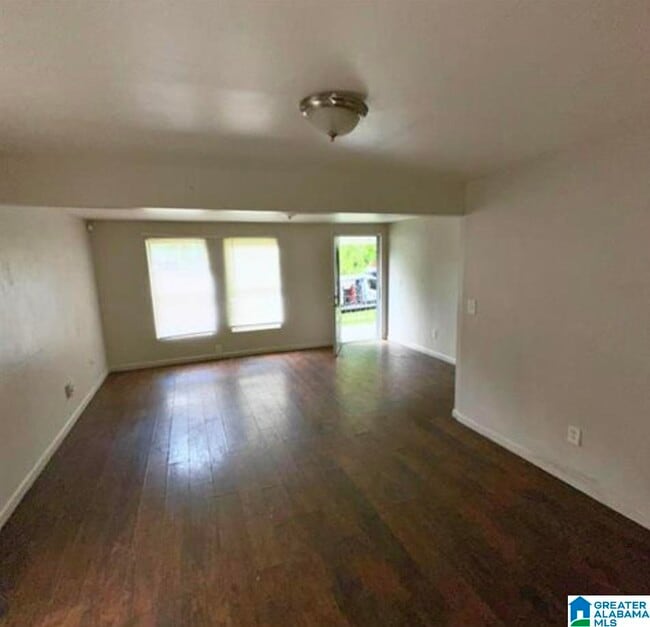 Photo - 4421 43rd St N