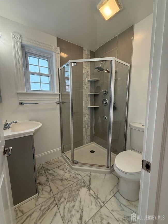 Photo - 187 Broad St Unit 2