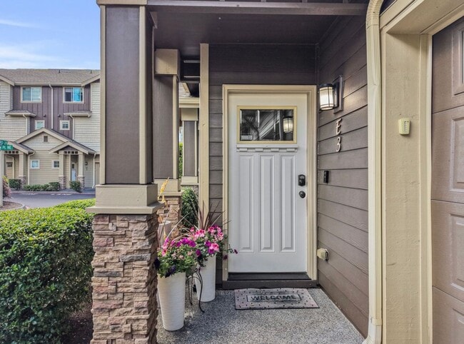 Photo - 4Bd/2.5Ba Renton Townhome