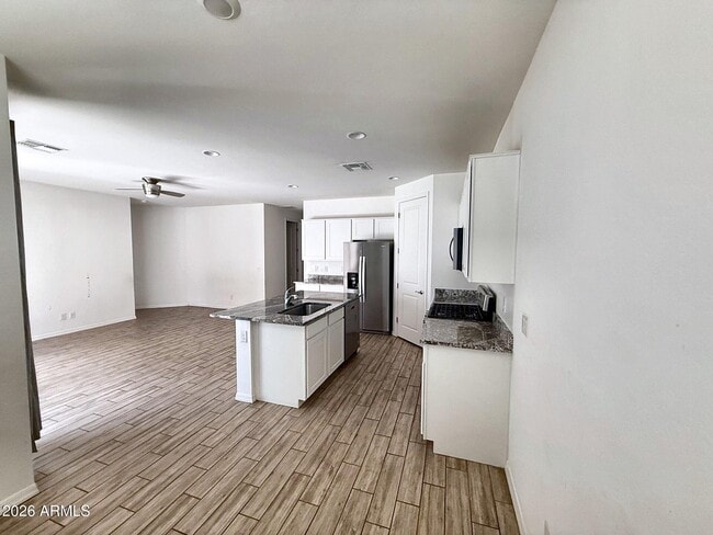 9430 E Sector Dr