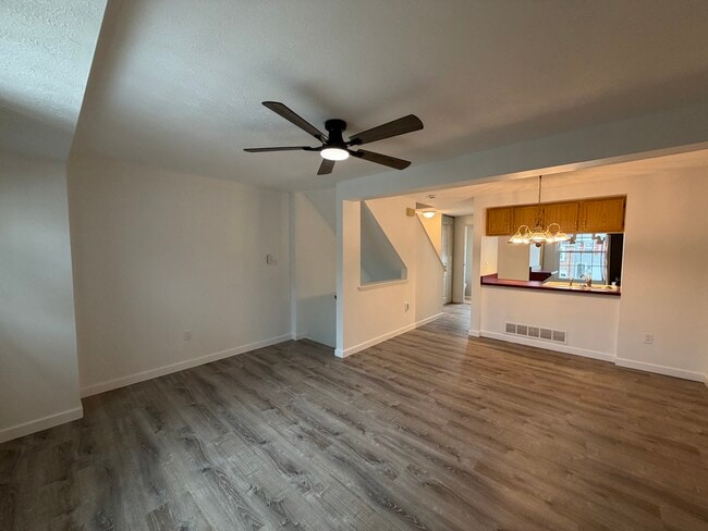 Photo - 148 Ligonier Ln