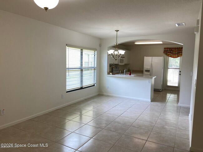 1120 Luminary Cir