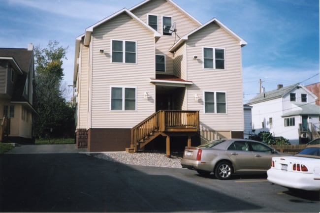 Photo - 330-332 Green St