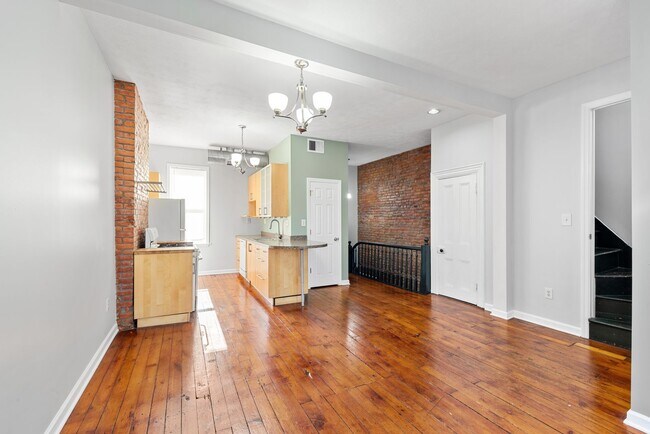 Photo - 5262 Butler St Unit 5262 Butler Street 2nd Floor